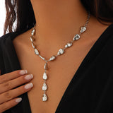 Celine – Water Drop Necklace